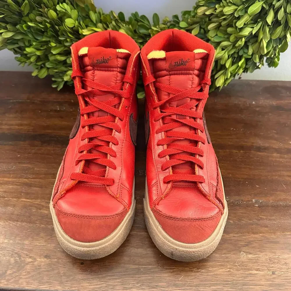 Nike Blazer Mid 77 Layers‎ of Love Sneakers 9.5